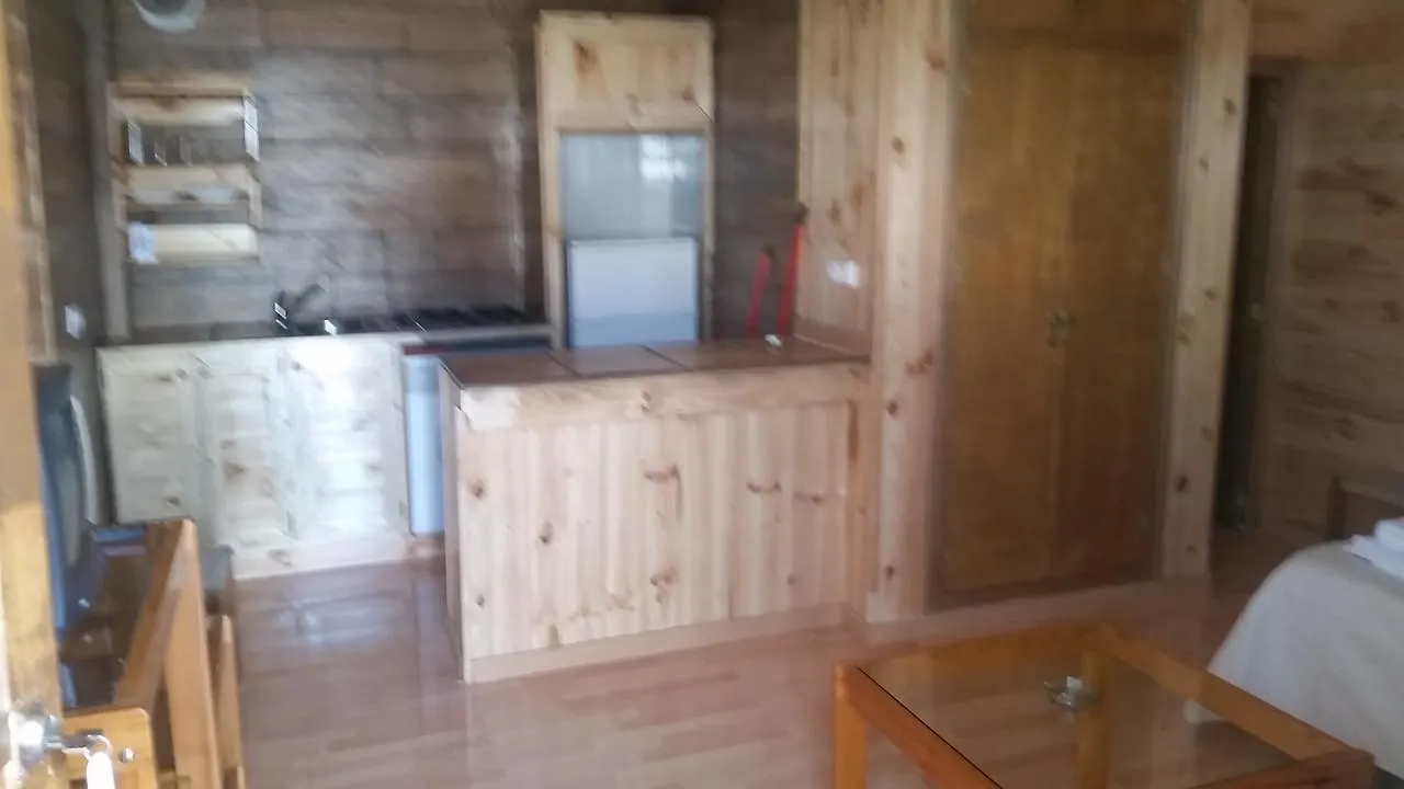 בית הארחה קדיז Hostal Garcia